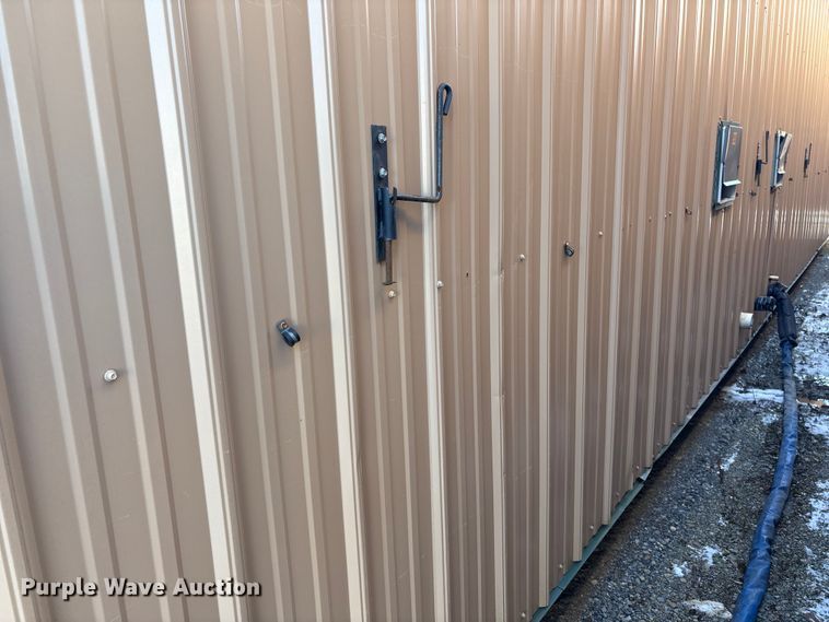 image for item DT2835 Skid mounted locker/shower unit