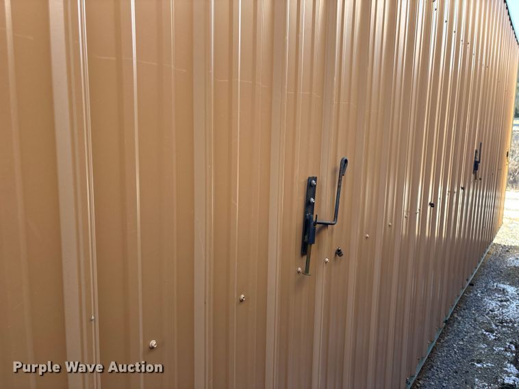image for item DT2835 Skid mounted locker/shower unit