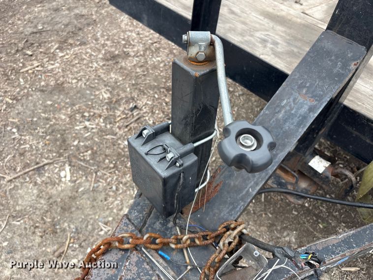 image for item DT2868 2007 Texas Bragg equipment trailer