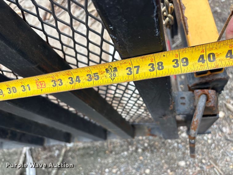 image for item DT2868 2007 Texas Bragg equipment trailer