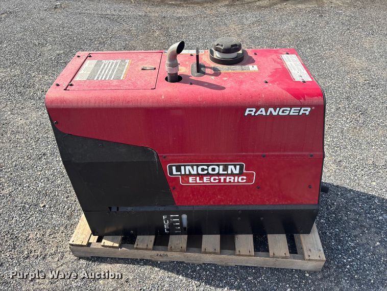 image for item DT2898 Lincoln Ranger 225 welder/generator
