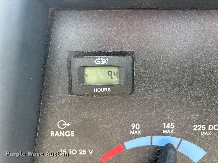 image for item DT2898 Lincoln Ranger 225 welder/generator