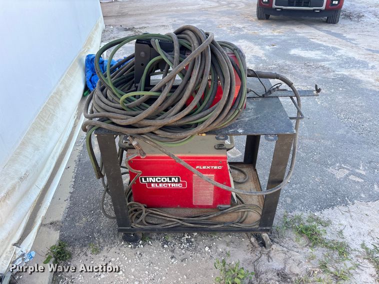 image for item DU0471 Lincoln Electric FLEXTEC 450 welder