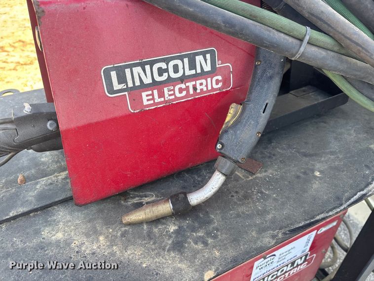 image for item DU0471 Lincoln Electric FLEXTEC 450 welder