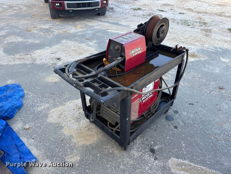 image for item DU0472 Lincoln Electric FLEXTEC 450 welder