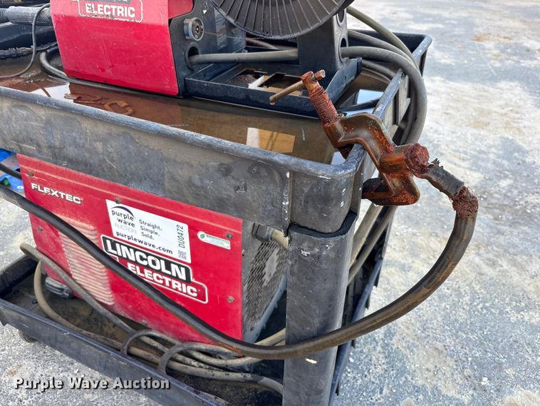 image for item DU0472 Lincoln Electric FLEXTEC 450 welder