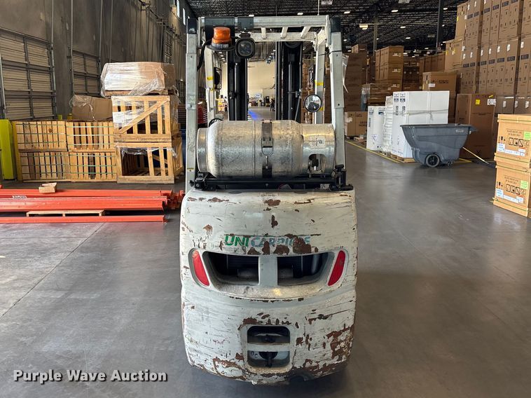 image for item DU0474 2018 UniCarriers CFS40 forklift