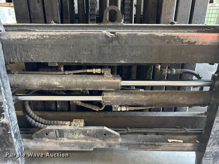 image for item DU0474 2018 UniCarriers CFS40 forklift