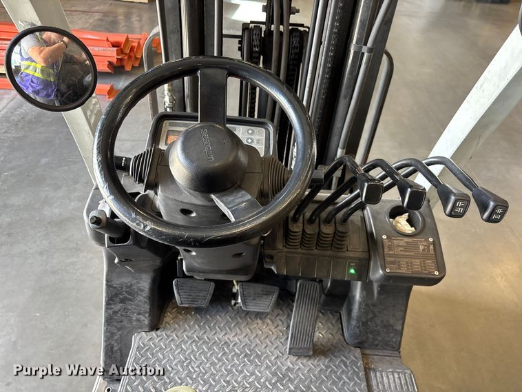 image for item DU0474 2018 UniCarriers CFS40 forklift