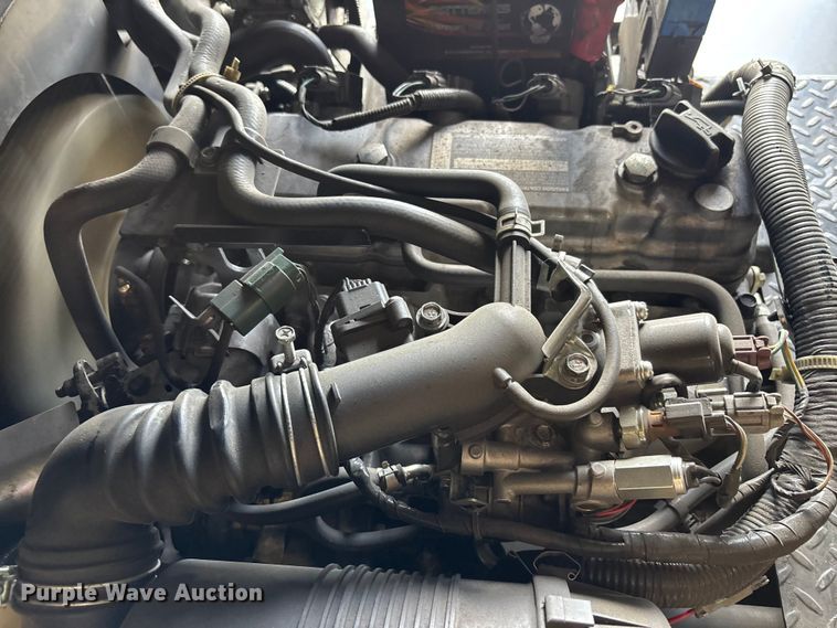 image for item DU0474 2018 UniCarriers CFS40 forklift