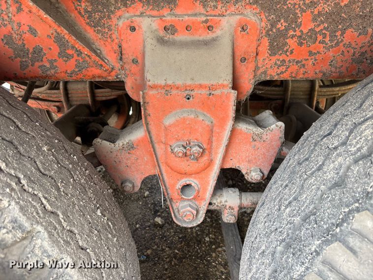 image for item DU0478 Al-Jon Inc car crusher trailer