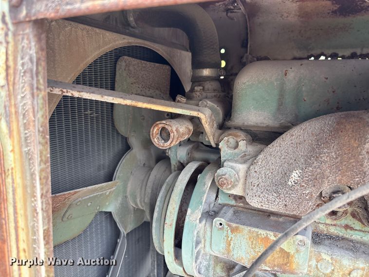 image for item DU0478 Al-Jon Inc car crusher trailer