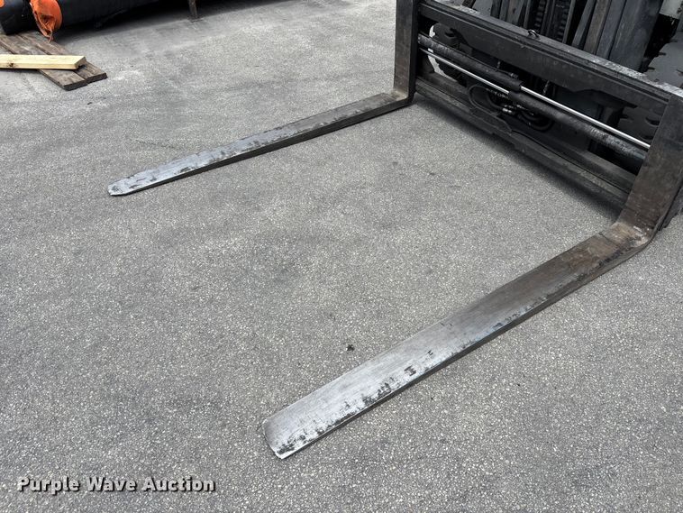 image for item DU0479 2016 UniCarriers PF80YLP forklift