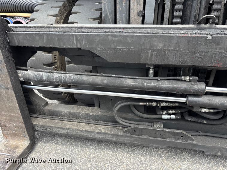 image for item DU0479 2016 UniCarriers PF80YLP forklift