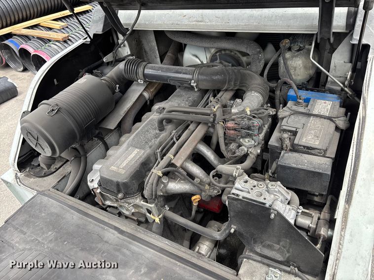 image for item DU0479 2016 UniCarriers PF80YLP forklift