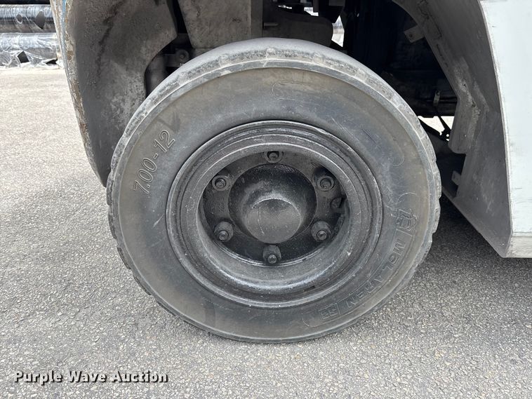 image for item DU0479 2016 UniCarriers PF80YLP forklift