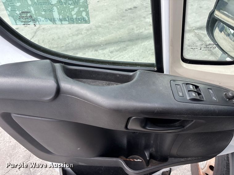 image for item DU0480 2015 RAM Promaster 2500 van