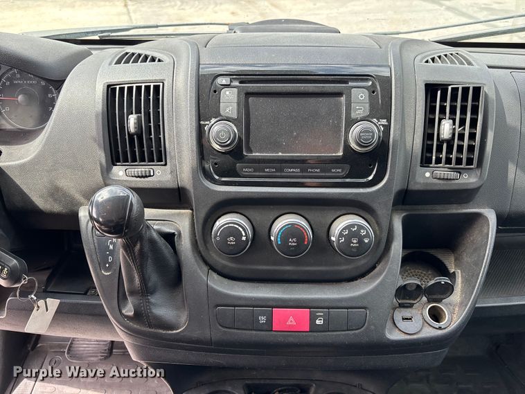 image for item DU0480 2015 RAM Promaster 2500 van
