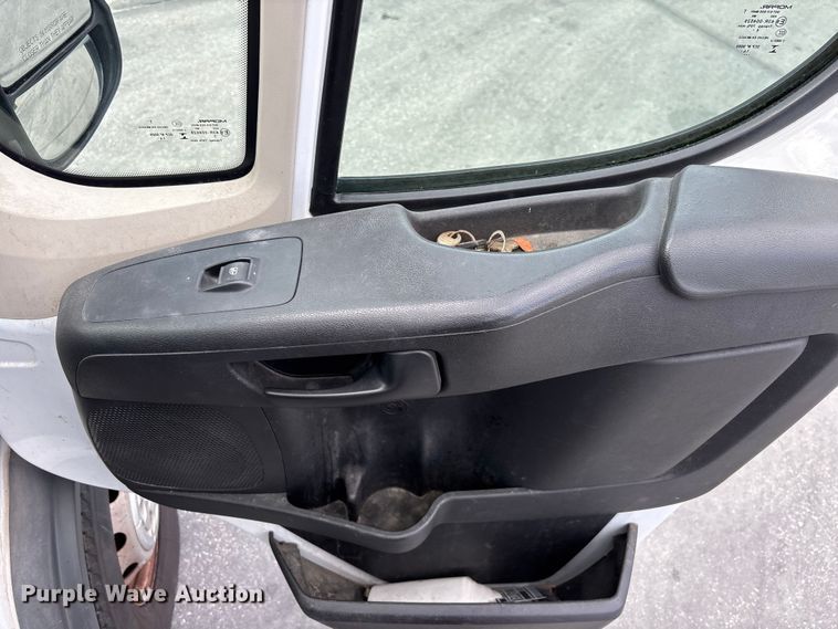 image for item DU0480 2015 RAM Promaster 2500 van