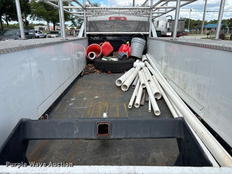 image for item DU0481 2018 RAM 5500 Crew Cab utility / service truck