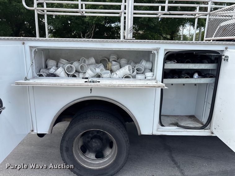 image for item DU0481 2018 RAM 5500 Crew Cab utility / service truck