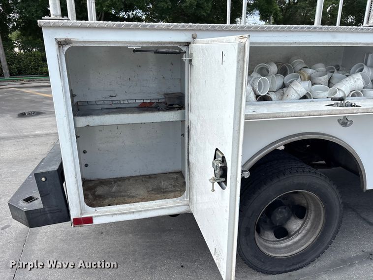 image for item DU0481 2018 RAM 5500 Crew Cab utility / service truck