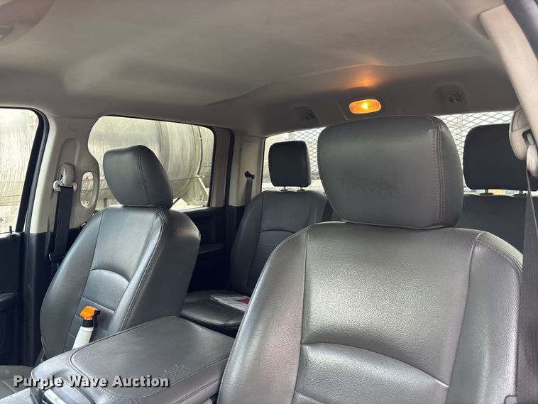 image for item DU0481 2018 RAM 5500 Crew Cab utility / service truck