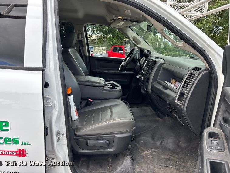 image for item DU0481 2018 RAM 5500 Crew Cab utility / service truck