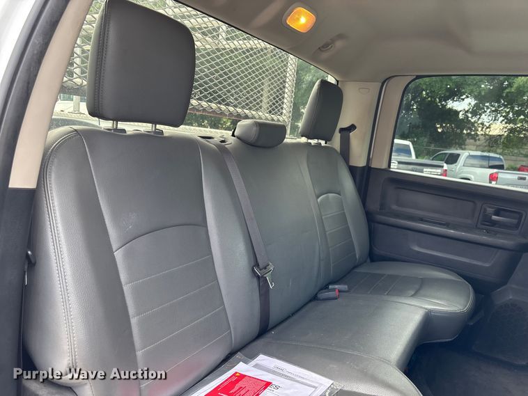 image for item DU0481 2018 RAM 5500 Crew Cab utility / service truck