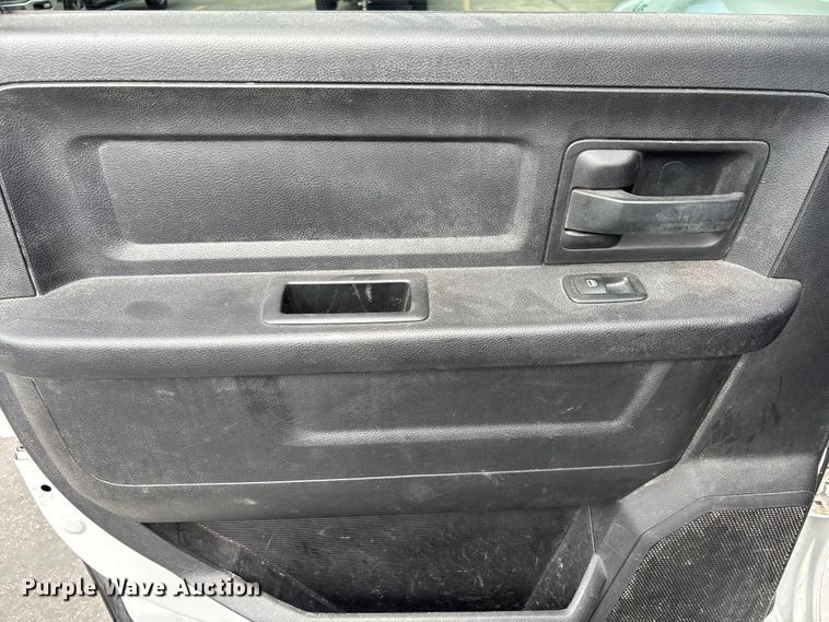 image for item DU0481 2018 RAM 5500 Crew Cab utility / service truck