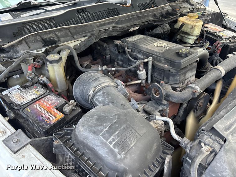 image for item DU0481 2018 RAM 5500 Crew Cab utility / service truck