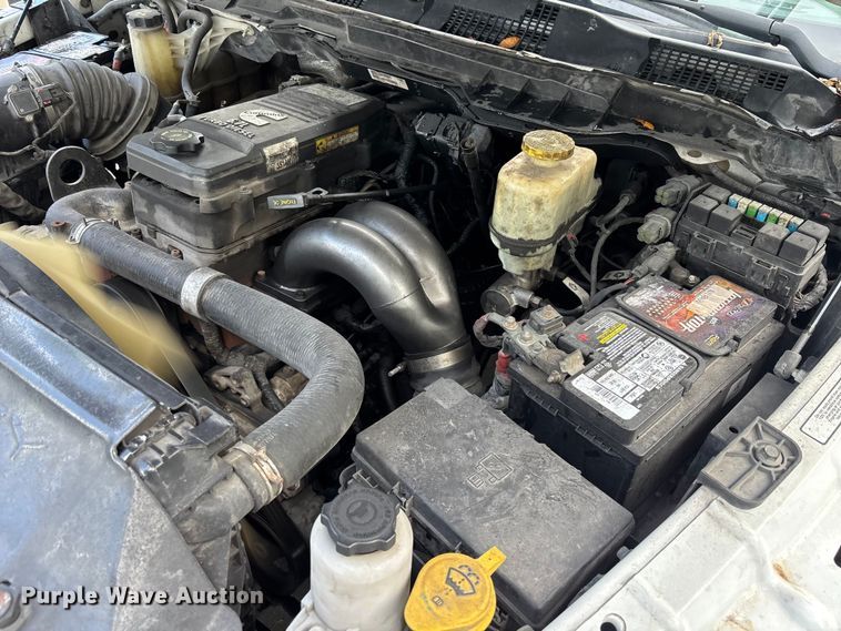 image for item DU0481 2018 RAM 5500 Crew Cab utility / service truck