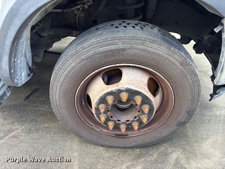 image for item DU0481 2018 RAM 5500 Crew Cab utility / service truck