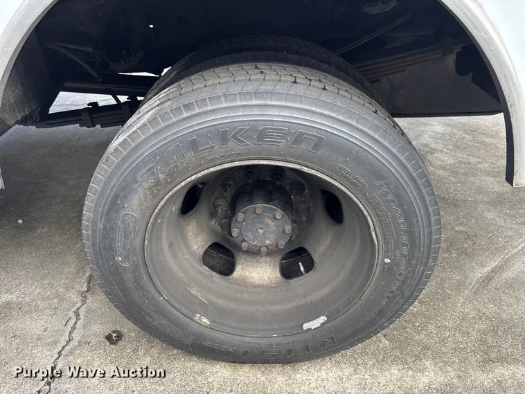 image for item DU0481 2018 RAM 5500 Crew Cab utility / service truck