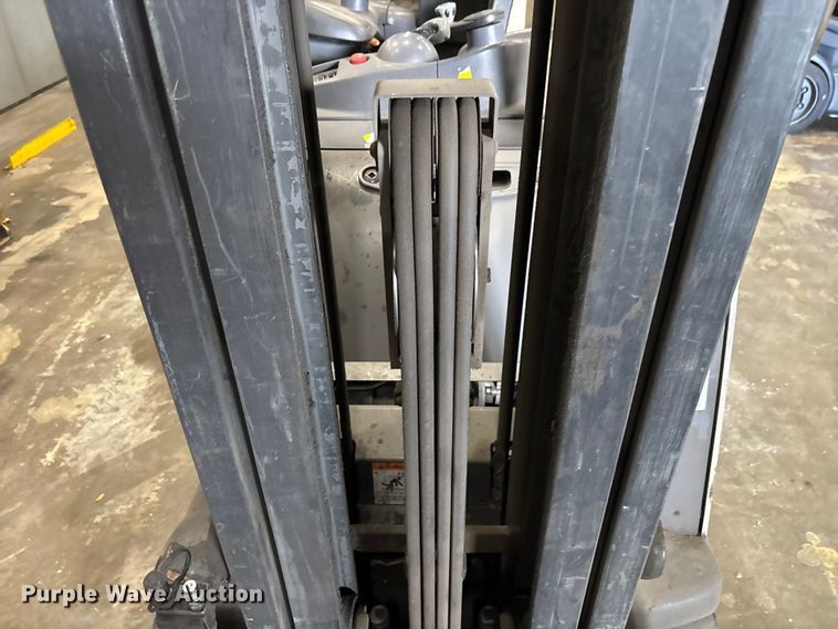 image for item DU0489 2018 Crown RC5545-40 order picker
