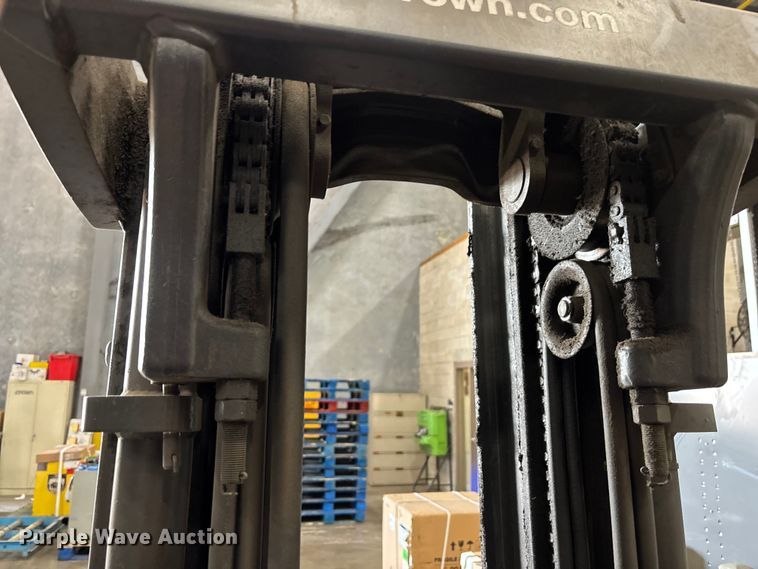 image for item DU0489 2018 Crown RC5545-40 order picker