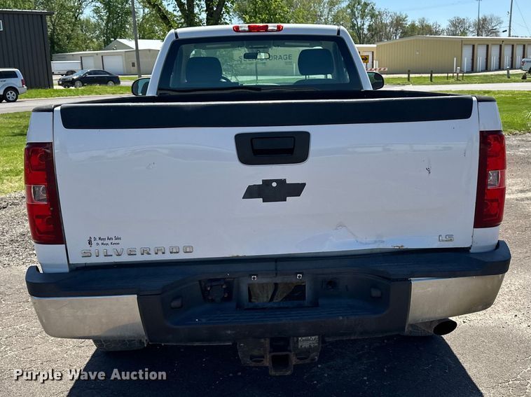 image for item DV0899 2013 Chevrolet Silverado 2500HD pickup truck
