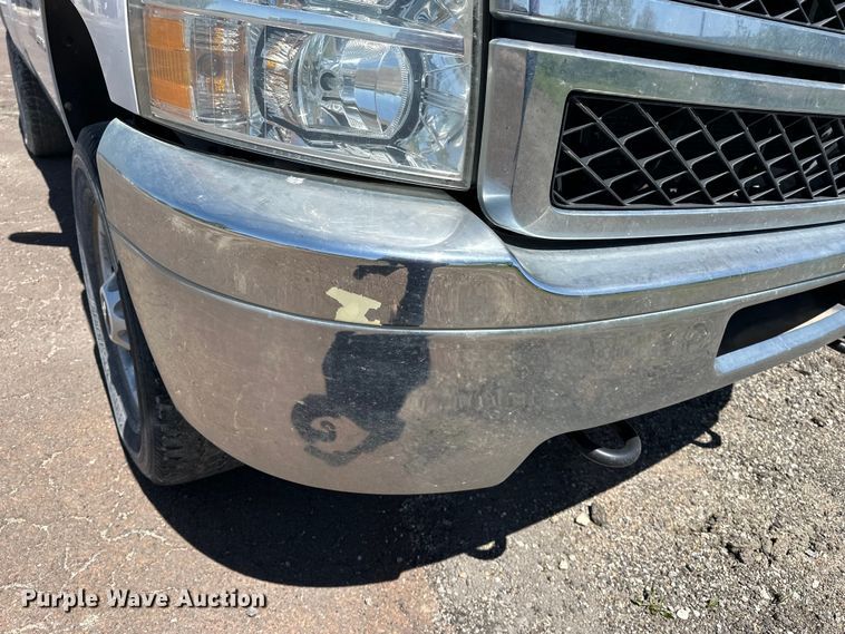 image for item DV0899 2013 Chevrolet Silverado 2500HD pickup truck