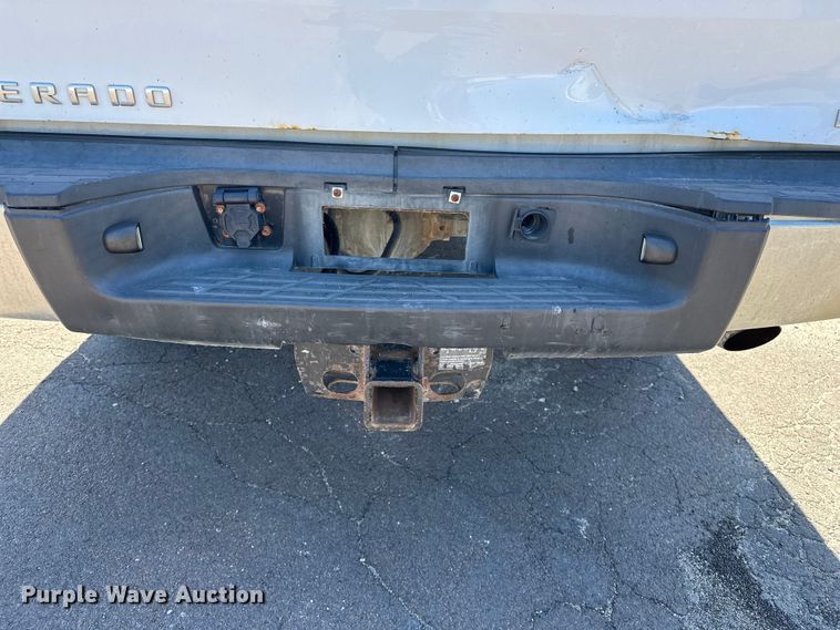 image for item DV0899 2013 Chevrolet Silverado 2500HD pickup truck