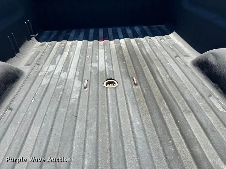 image for item DV0899 2013 Chevrolet Silverado 2500HD pickup truck