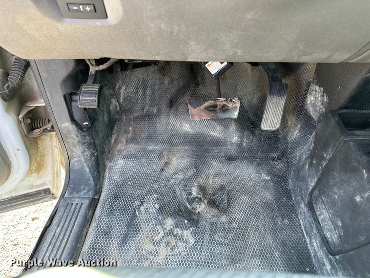 image for item DV0899 2013 Chevrolet Silverado 2500HD pickup truck