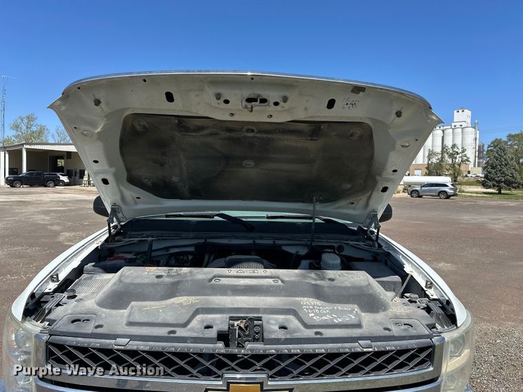 image for item DV0899 2013 Chevrolet Silverado 2500HD pickup truck