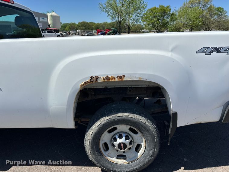 image for item DV0901 2014 GMC Sierra 2500D 