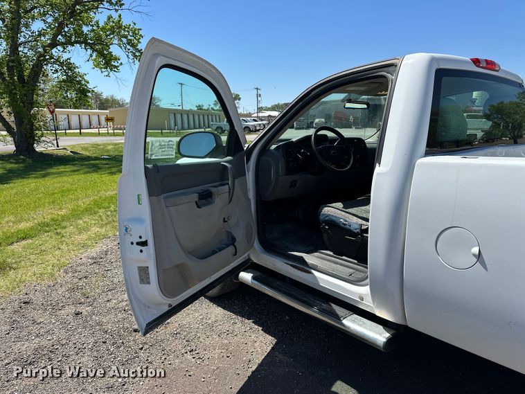 image for item DV0901 2014 GMC Sierra 2500D 