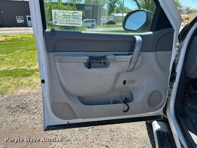 image for item DV0901 2014 GMC Sierra 2500D 