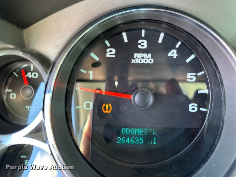 image for item DV0901 2014 GMC Sierra 2500D 