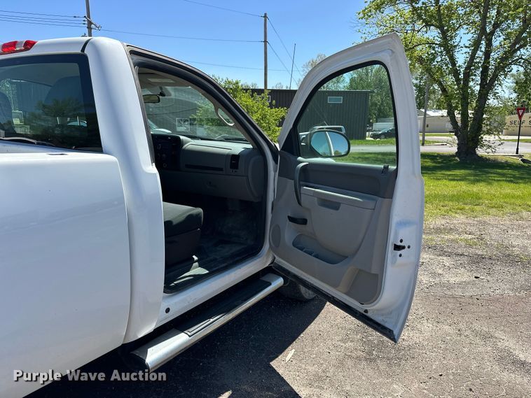 image for item DV0901 2014 GMC Sierra 2500D 