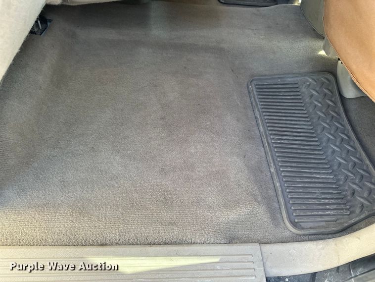 image for item DV0902 2012 Chevrolet Silverado 2500HD Crew Cab pickup truck