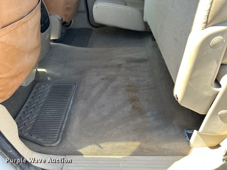 image for item DV0902 2012 Chevrolet Silverado 2500HD Crew Cab pickup truck