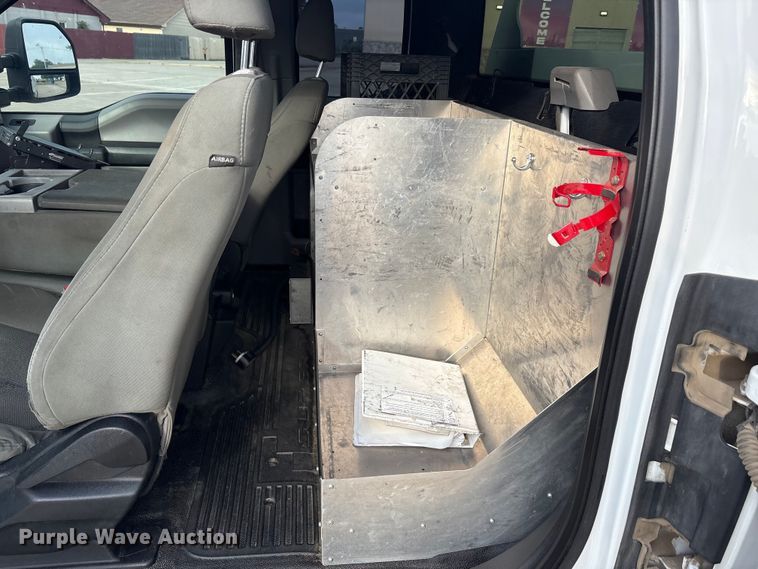 image for item DV8500 2017 Ford F250 Super Duty XL utility bed pickup truck